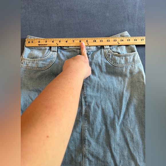 Gap Denim Mini Skirt Light Blue Wash Heart Pockets Button Front Y2K A Line - Picture 6 of 7
